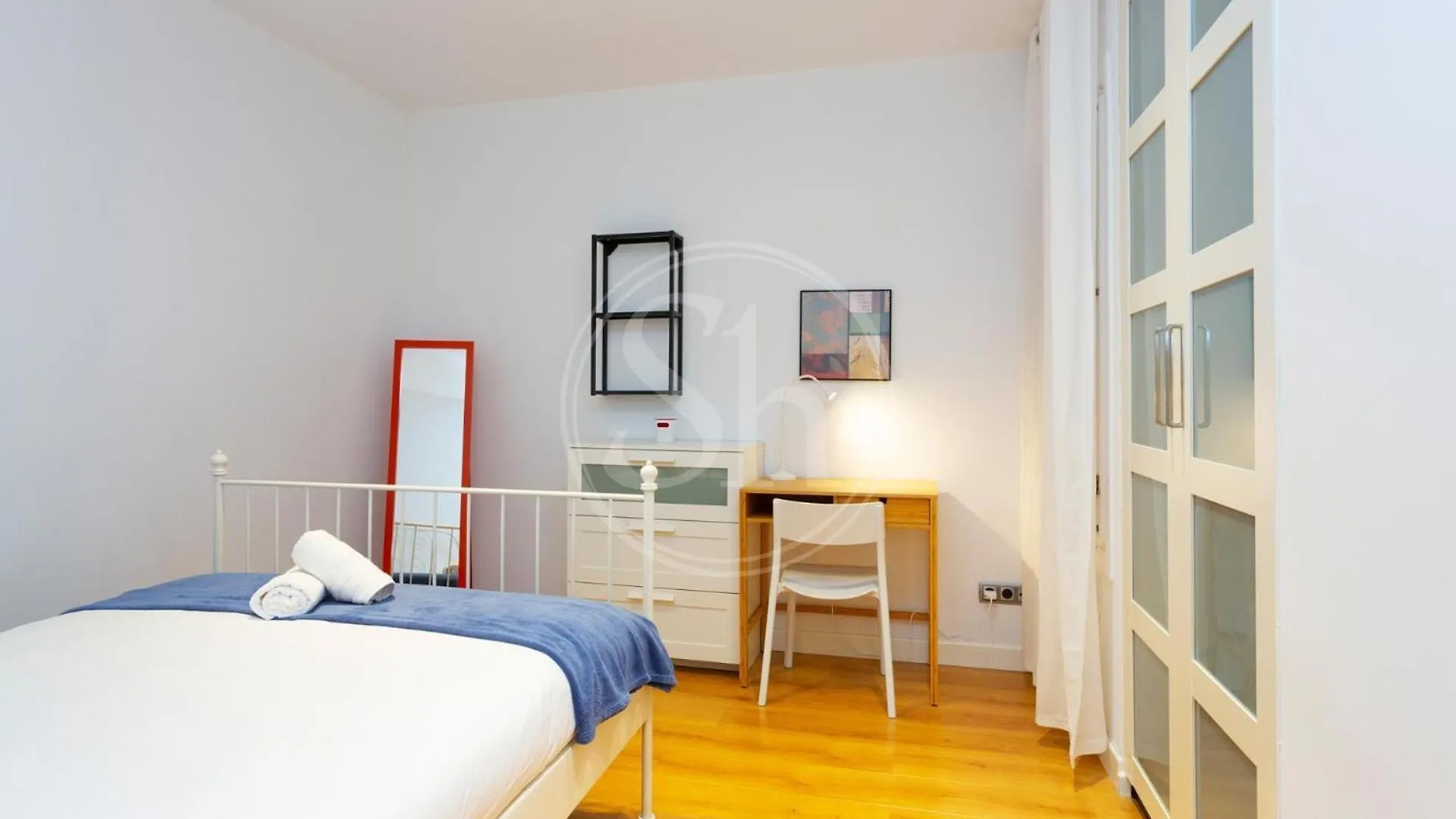 Bonito Apartamento Cerca De La Sagrada Familia Barcelona 0*,